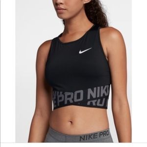 Nike Pro Crop Top
